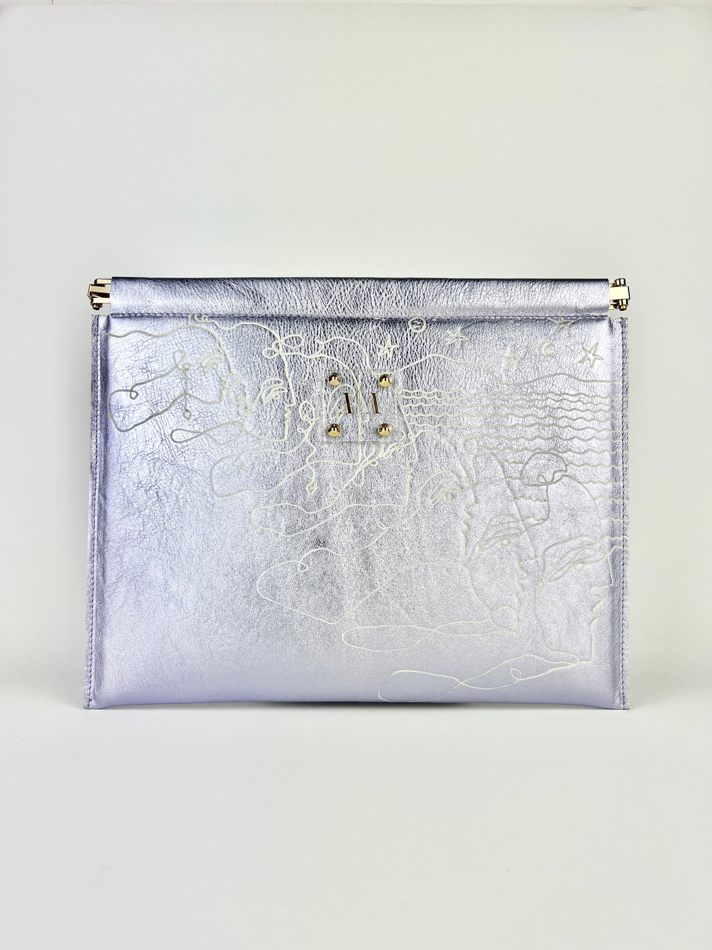 MARLENE CLUTCH | LIGHT LAVENDER METALLIC w. UNIQUE DRAWING