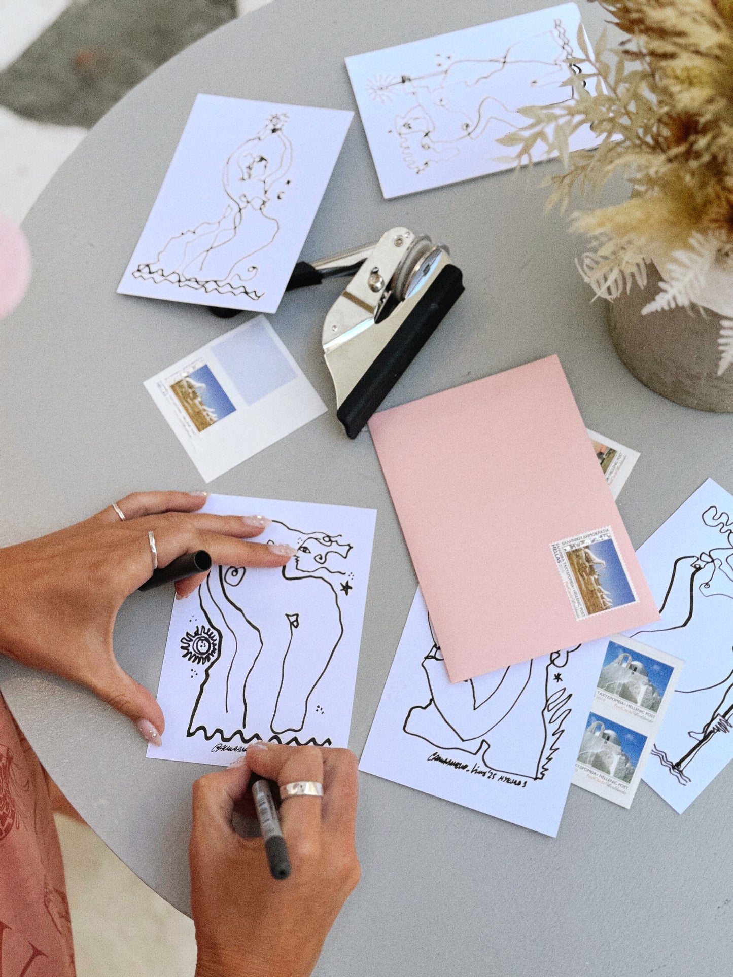 ANNA AMÉLIE | POSTCARD CLUB