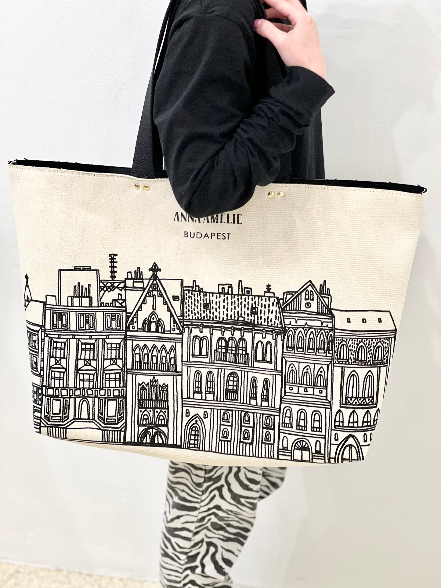 STUDIO TOTE XL | “BUDAPEST”