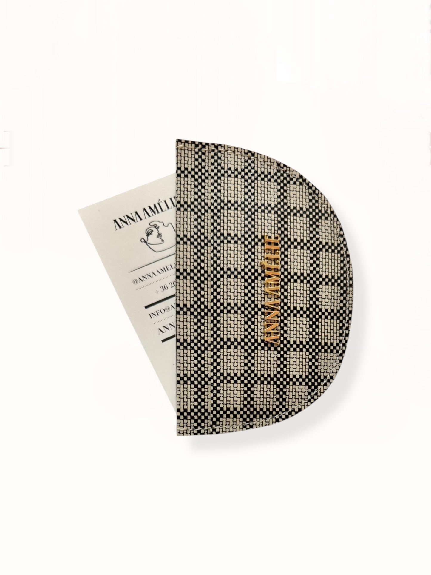 ROUNDED CARD HOLDER - BLACK AND BEIGE CHECKED