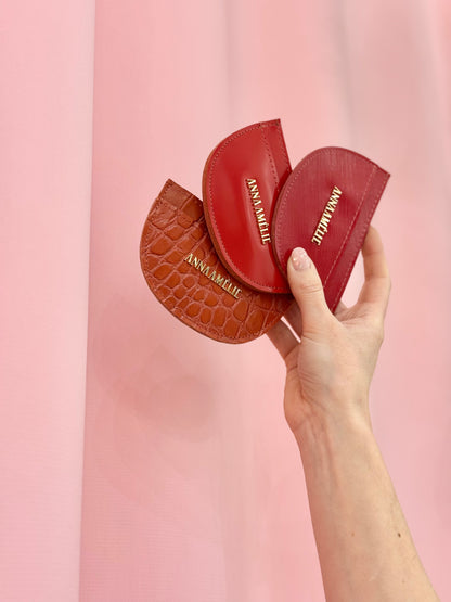 ROUNDED CARD HOLDER - RED CROC EMBOSSED MATTE LEATHER