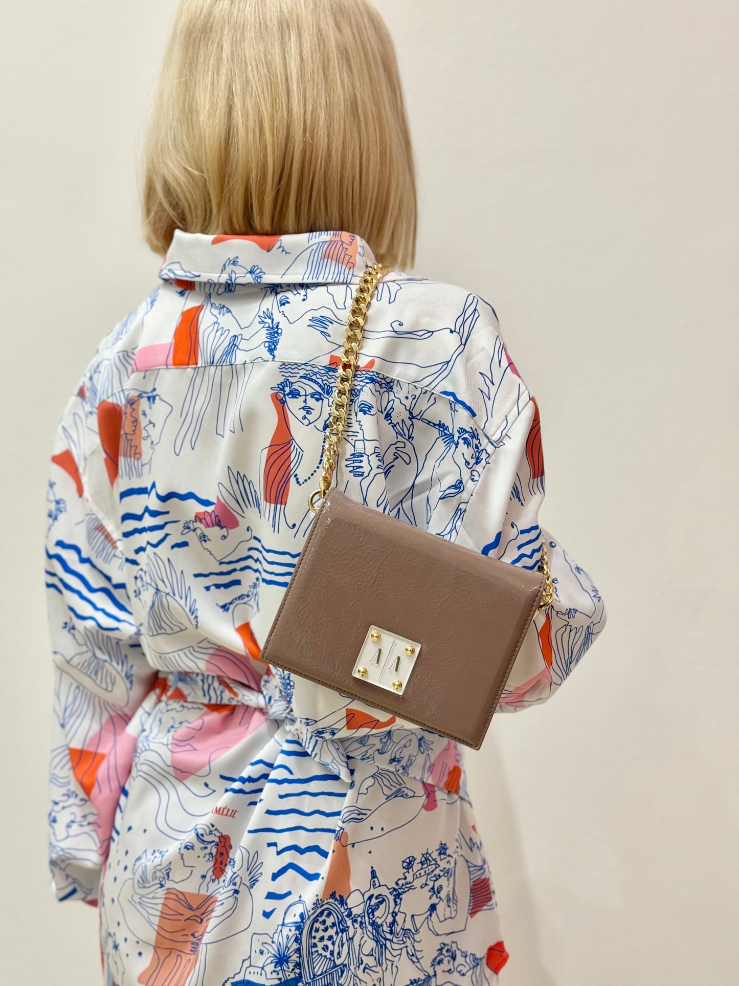 ARIAN BAG | LATTE BROWN PATENT LEATHER