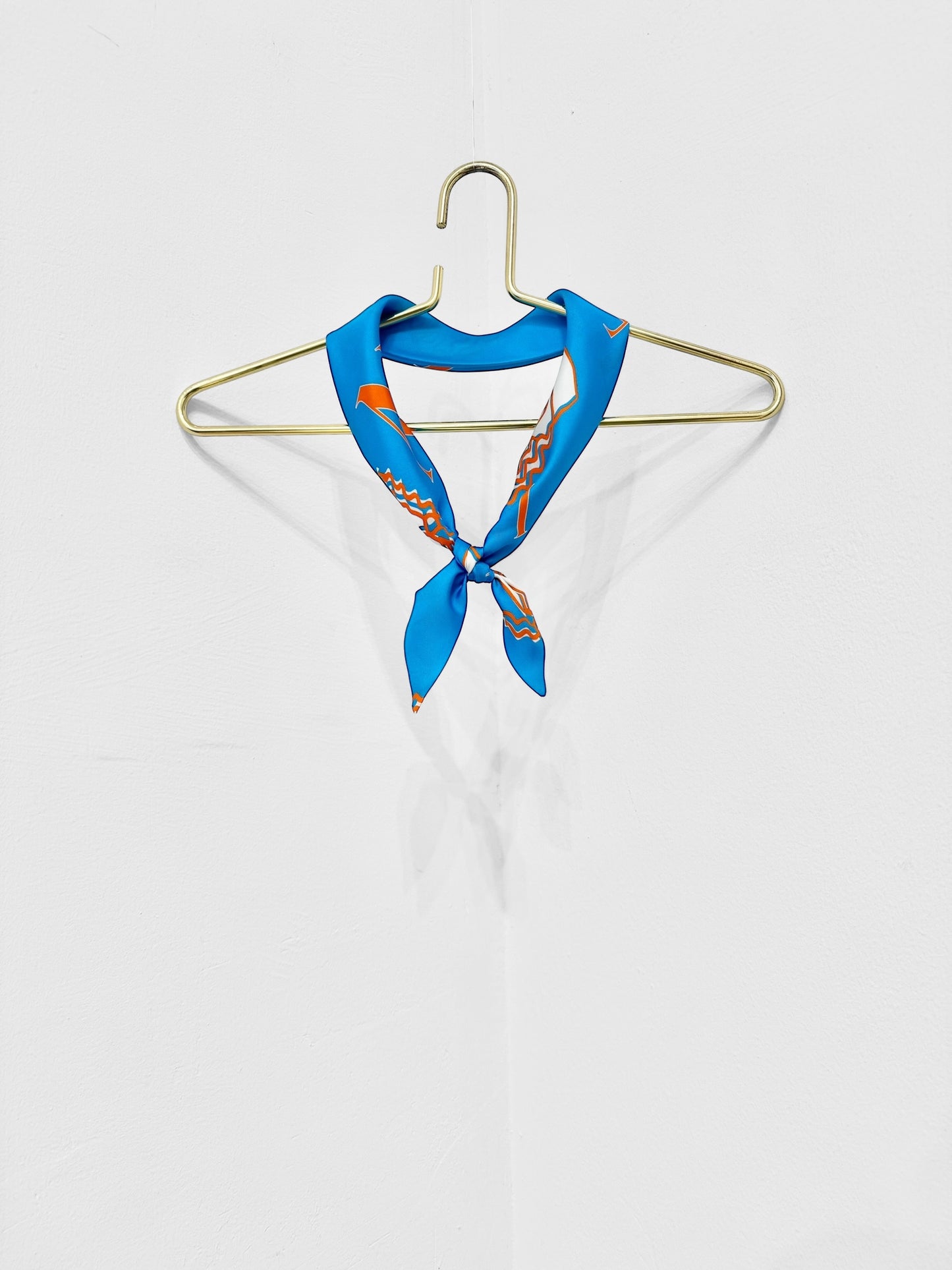 TRIANGLE SILK SCARF - HEADS LOGO PRINT | BLUE & ORANGE