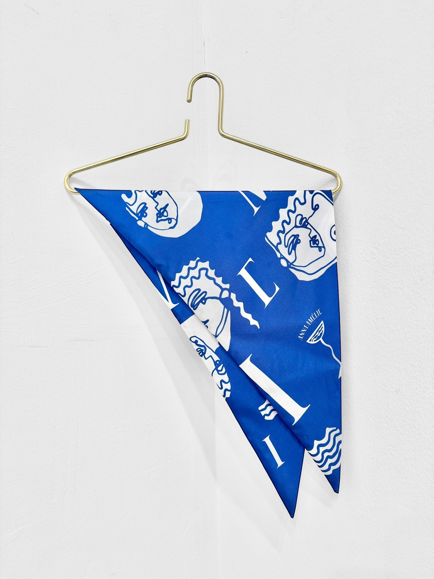 TRIANGLE SILK SCARF - HEADS LOGO PRINT | GREEK BLUE